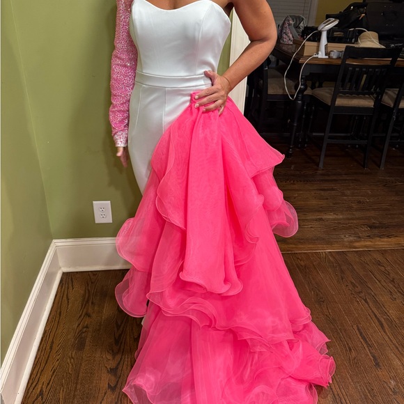 Elegant Pink Layered Dress - Picture 2 of 2